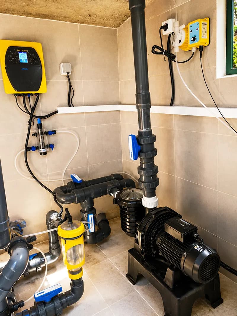 Antech Salt Ionic tuz klor jeneratörü ve otomatik pH dozaj sistemi kurulumu