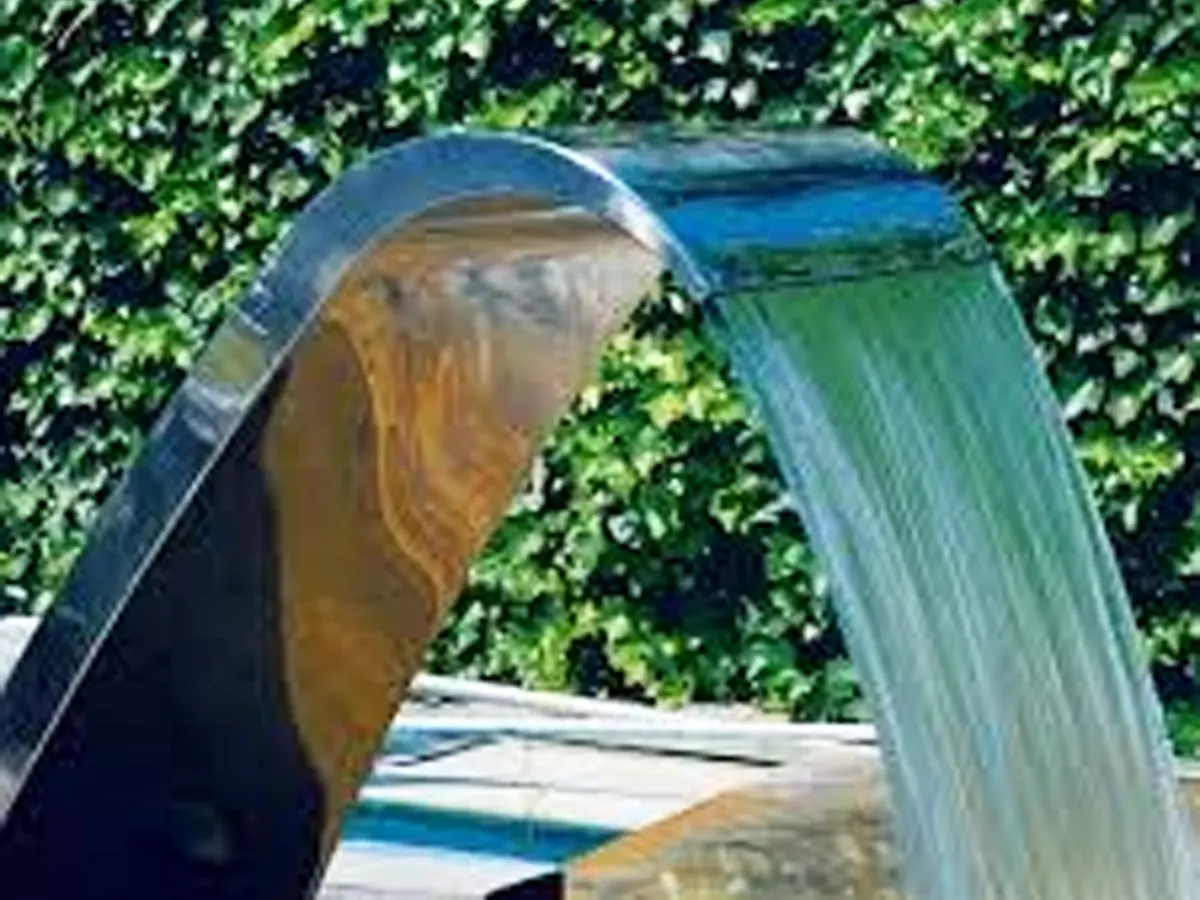 Luxe Water Curtain